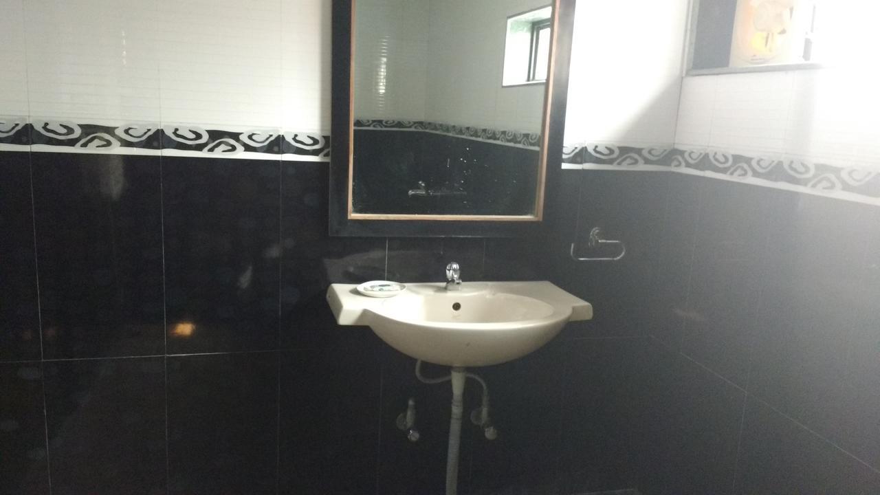 Sanjay Motels I Pvt Ltd Pura Raghunāth Eksteriør bilde